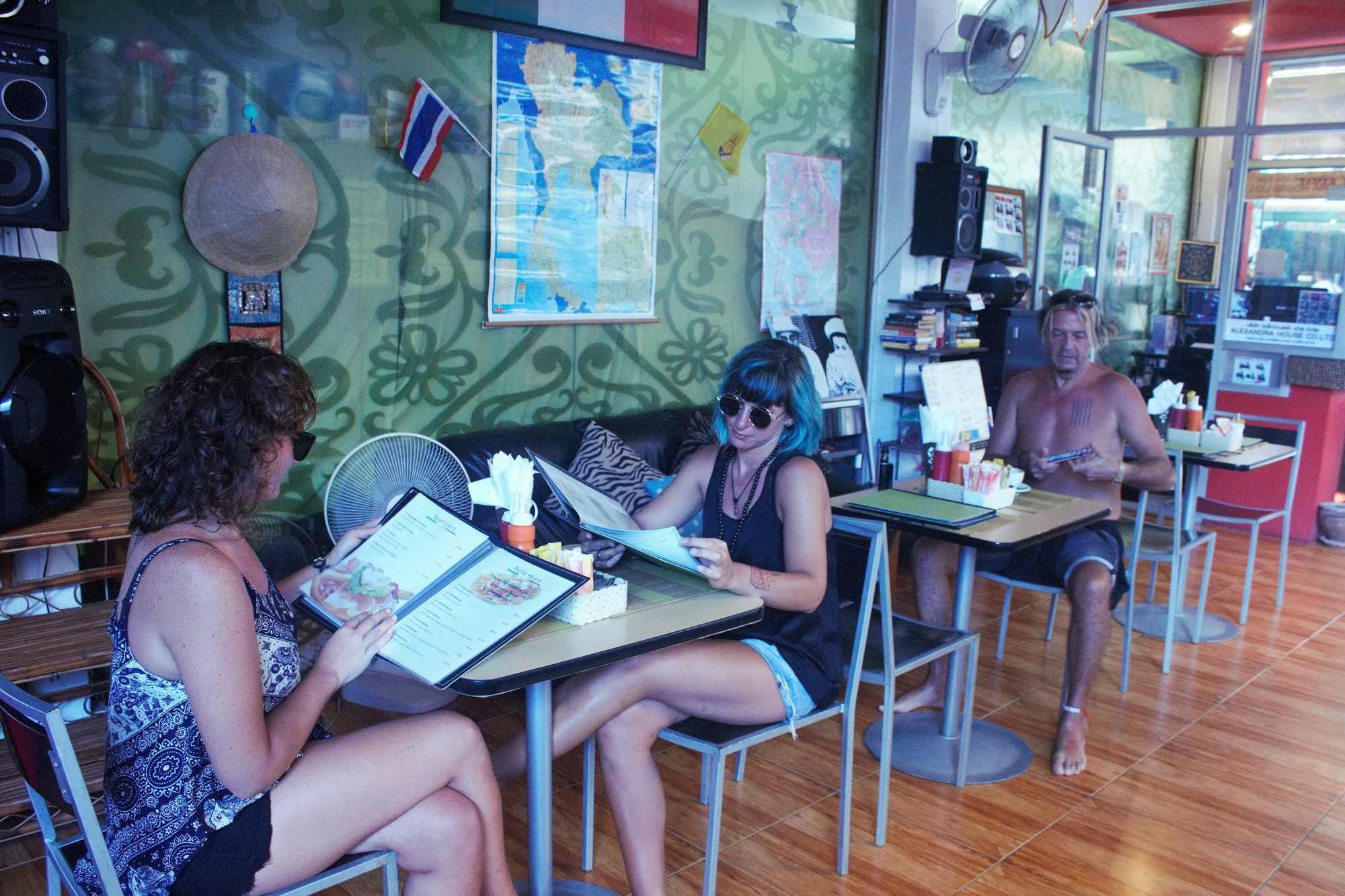 Ramaz Hotel Patong Esterno foto